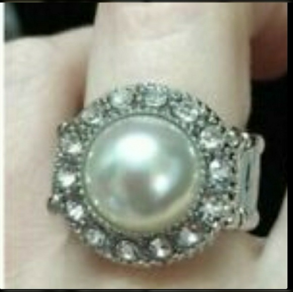 Paparazzi Rings - Picture 2 of 4